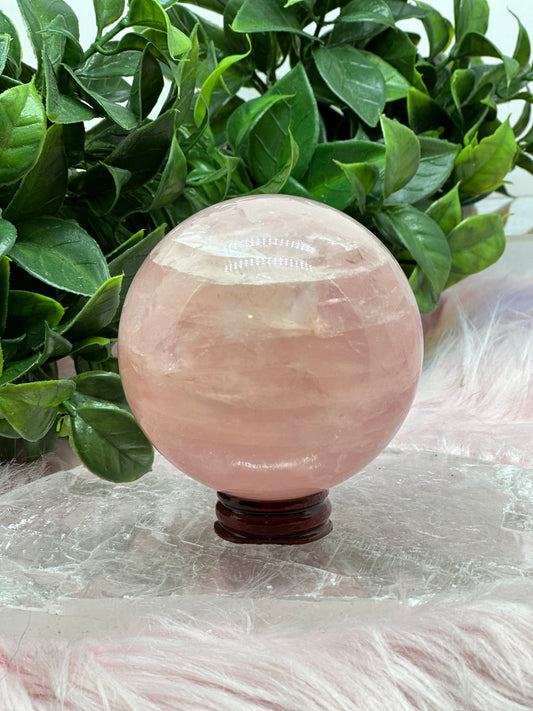 Rose quartz sphere 77mm