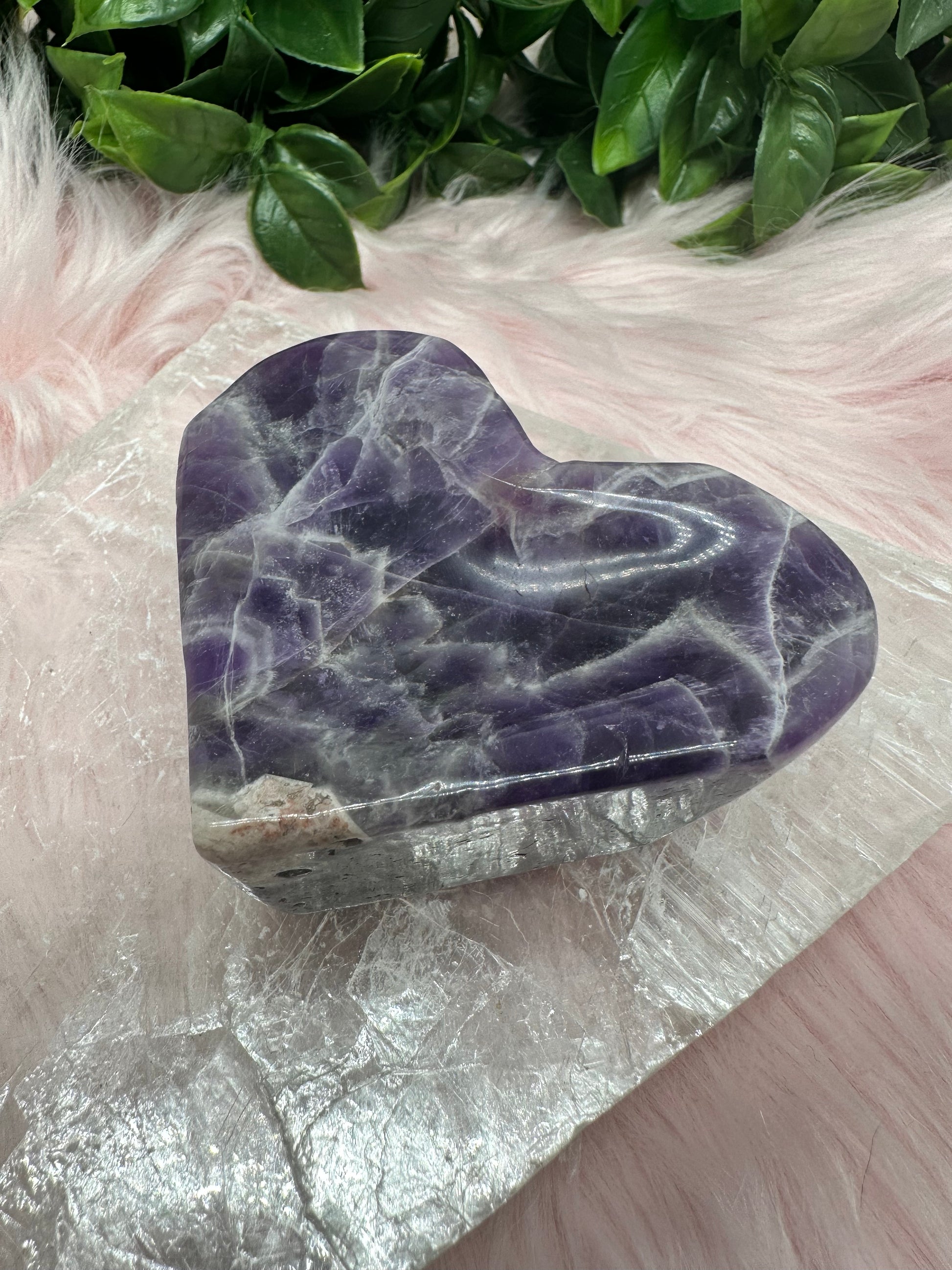 Amethyst heart shape bowl