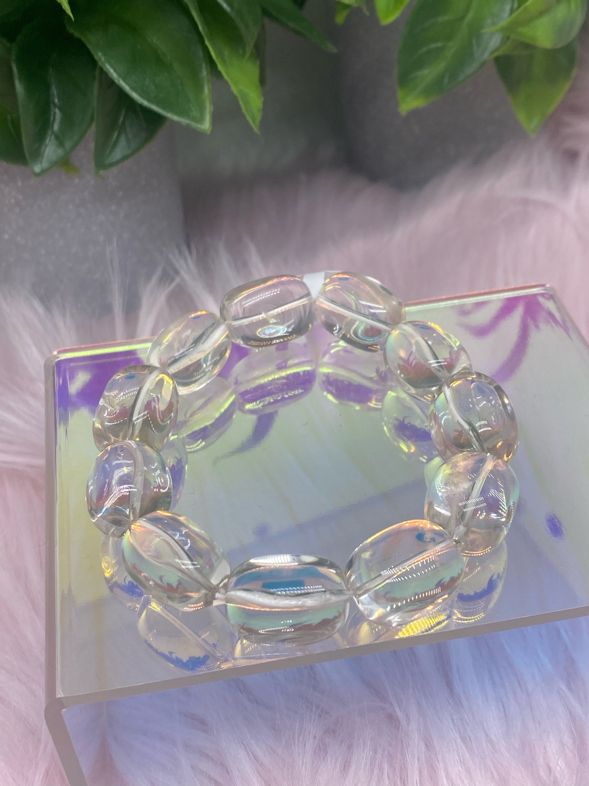 Clear quartz oval bracelet